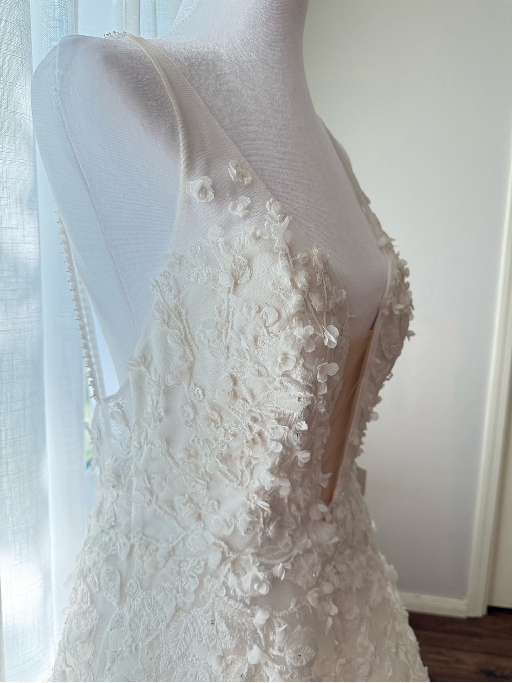 NWT Calla Blanche "Joanne" Wedding Dress (Style 74067) Lined Bust!